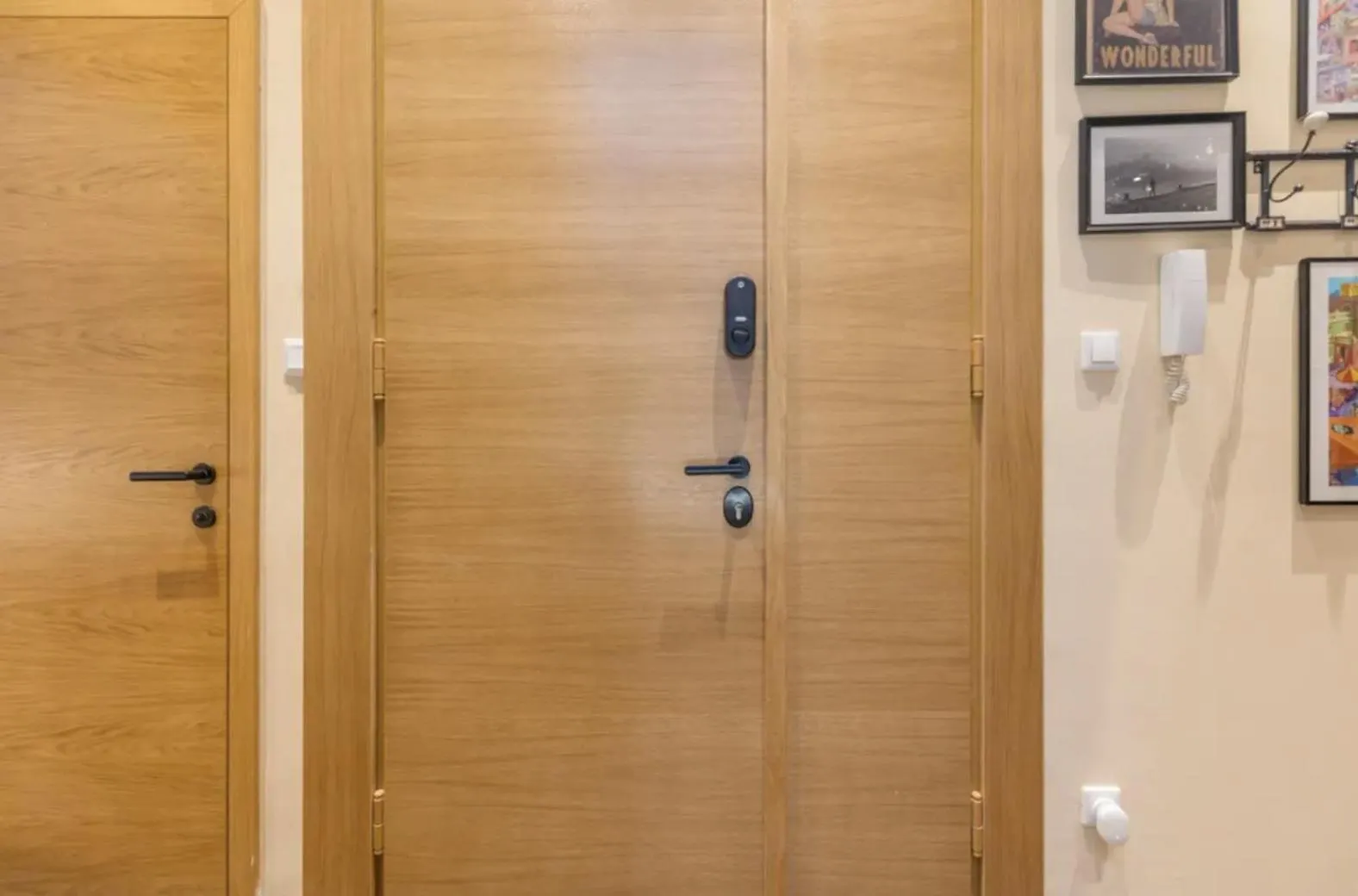 Luxury Apartment By Hi5- The Actor'S Den Budapest Ungern